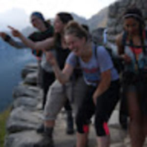 Meet your Posher, Danielle